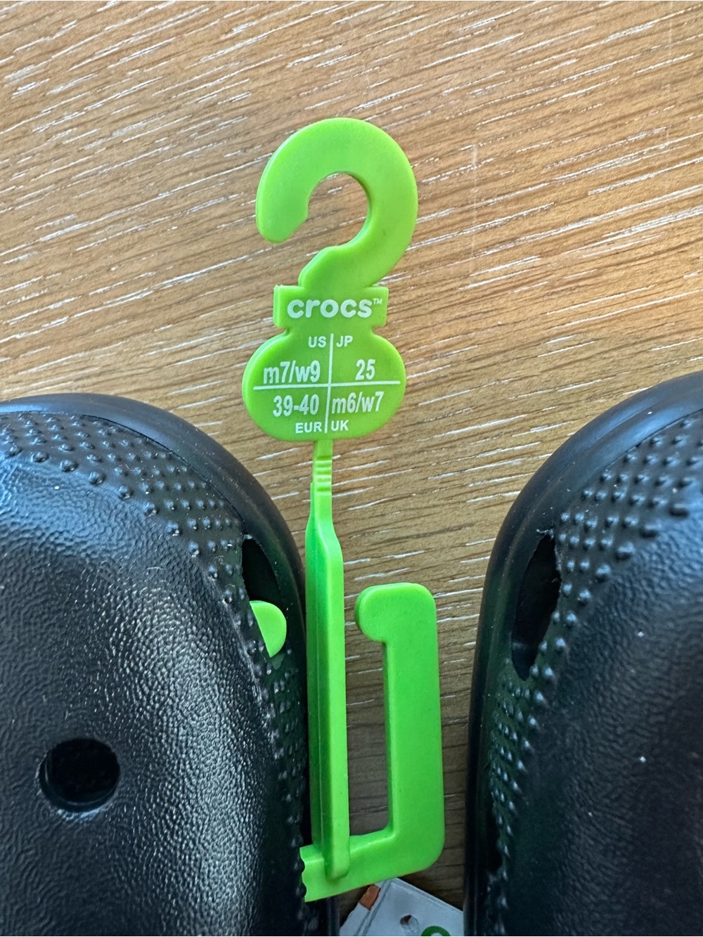 CROCS Classic Clog in Black - Picture 2 of 4
